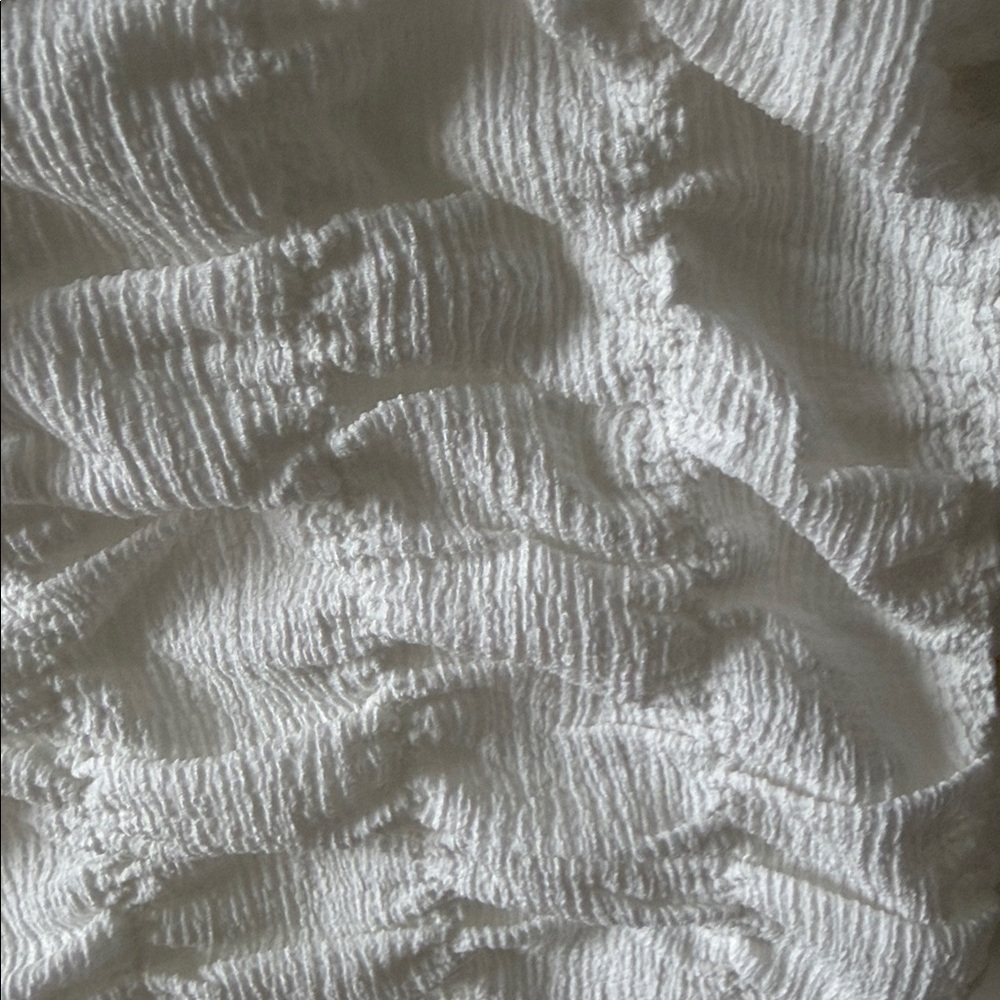 NWT. House of Harlow 1960 White Textured Short-Sleeve Crop Top - Picture 6 of 6